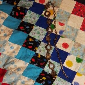 Floral Medallion Link Bracelet in Antique Gold